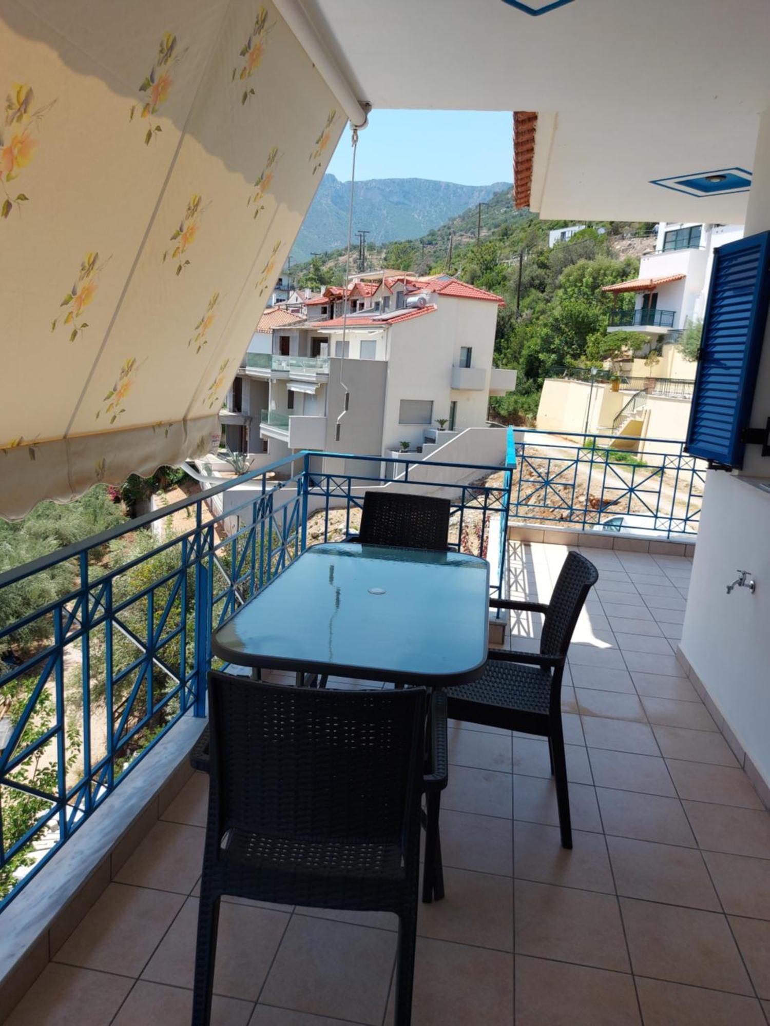 Matina Apartments Tyros Rum bild