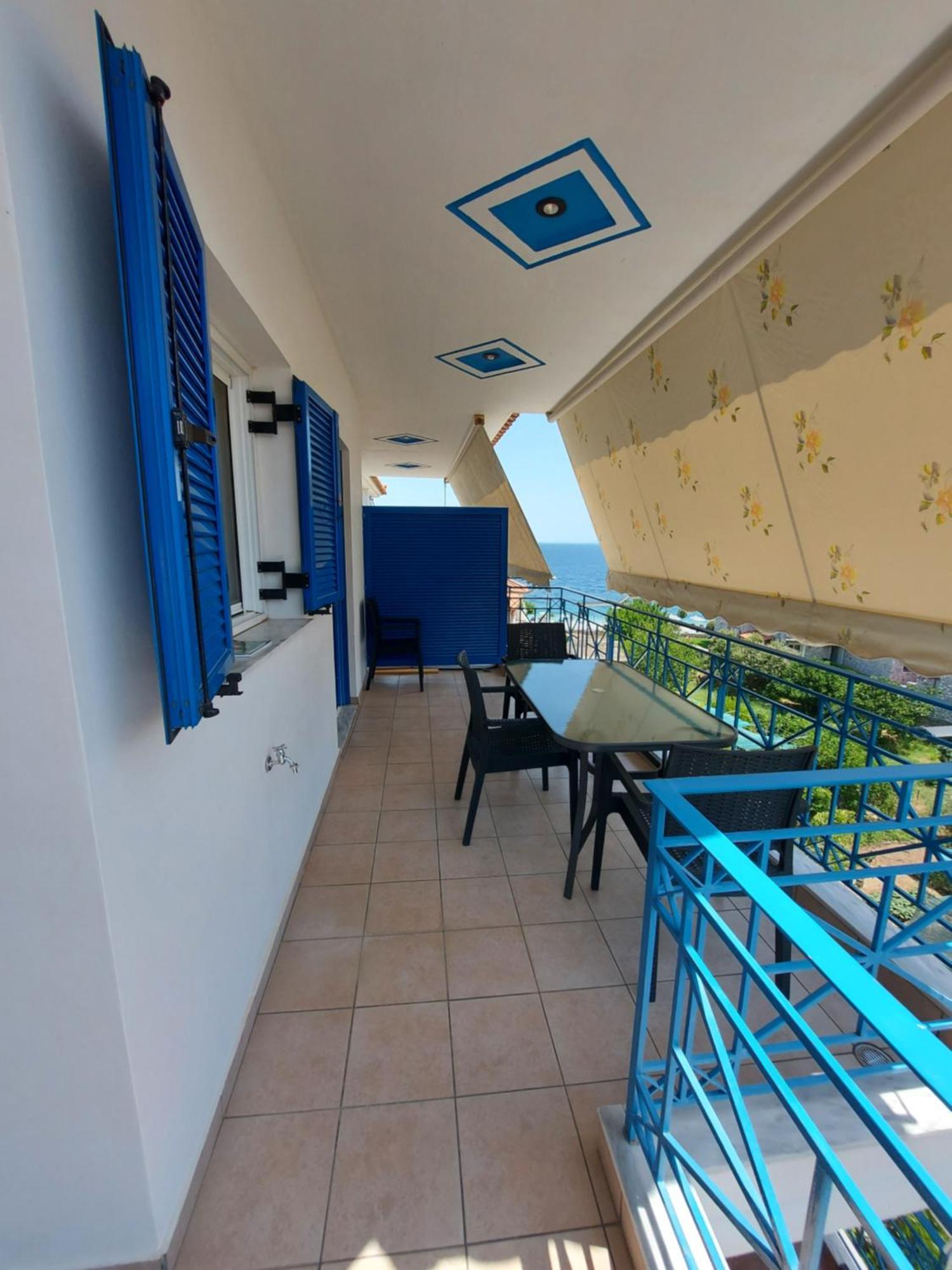 Matina Apartments Tyros Rum bild